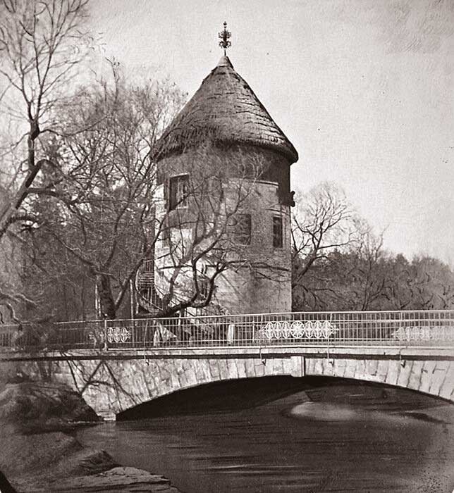 Пиль-башня в конце 19 века