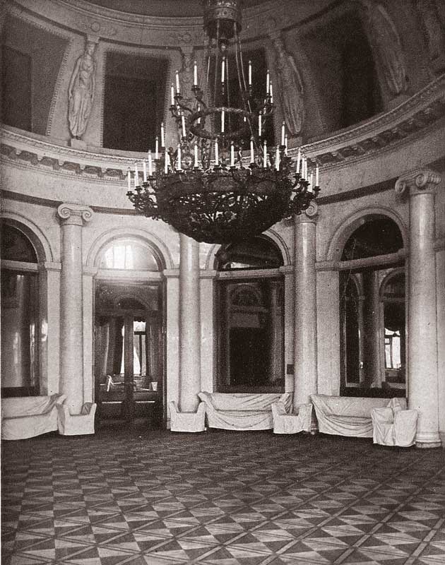 Овальный зал 1914